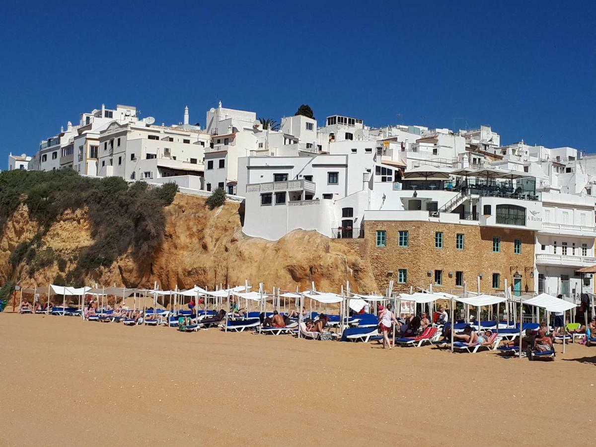 Sunny Apartment Close To The Beach Albufeira Bagian luar foto